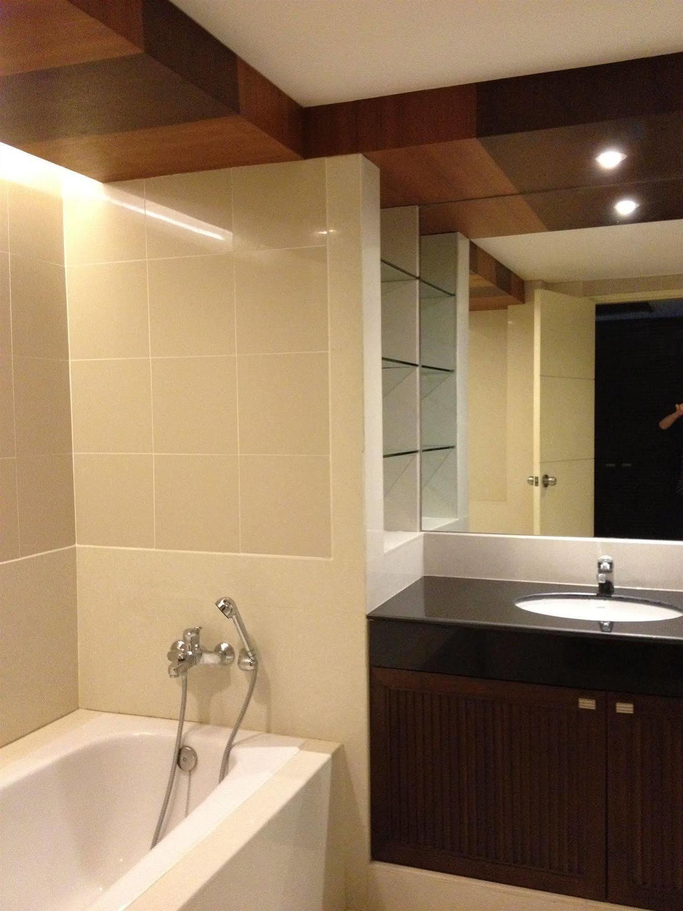 Gardengrove Suites 방콕 외부 사진