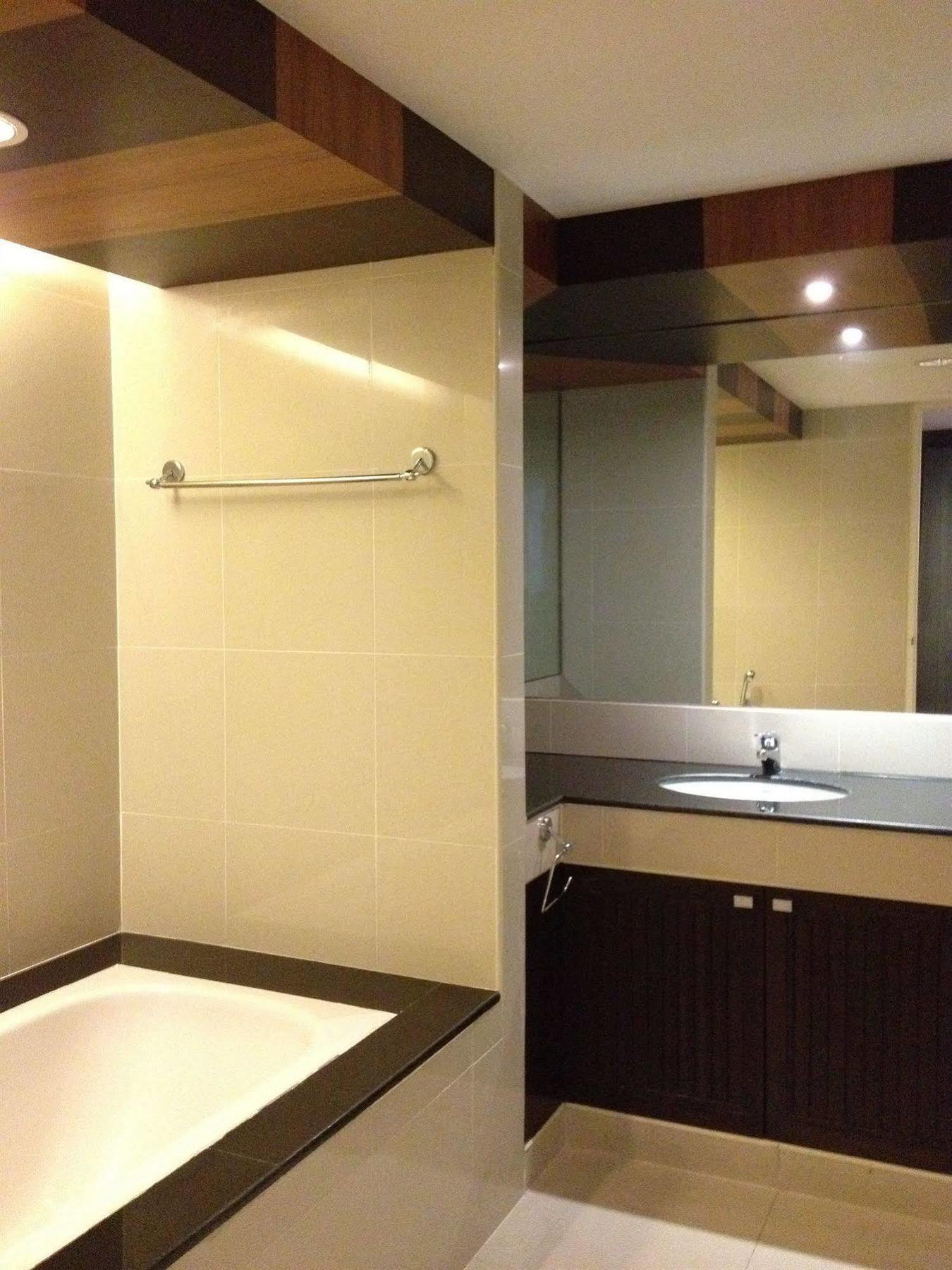 Gardengrove Suites 방콕 외부 사진