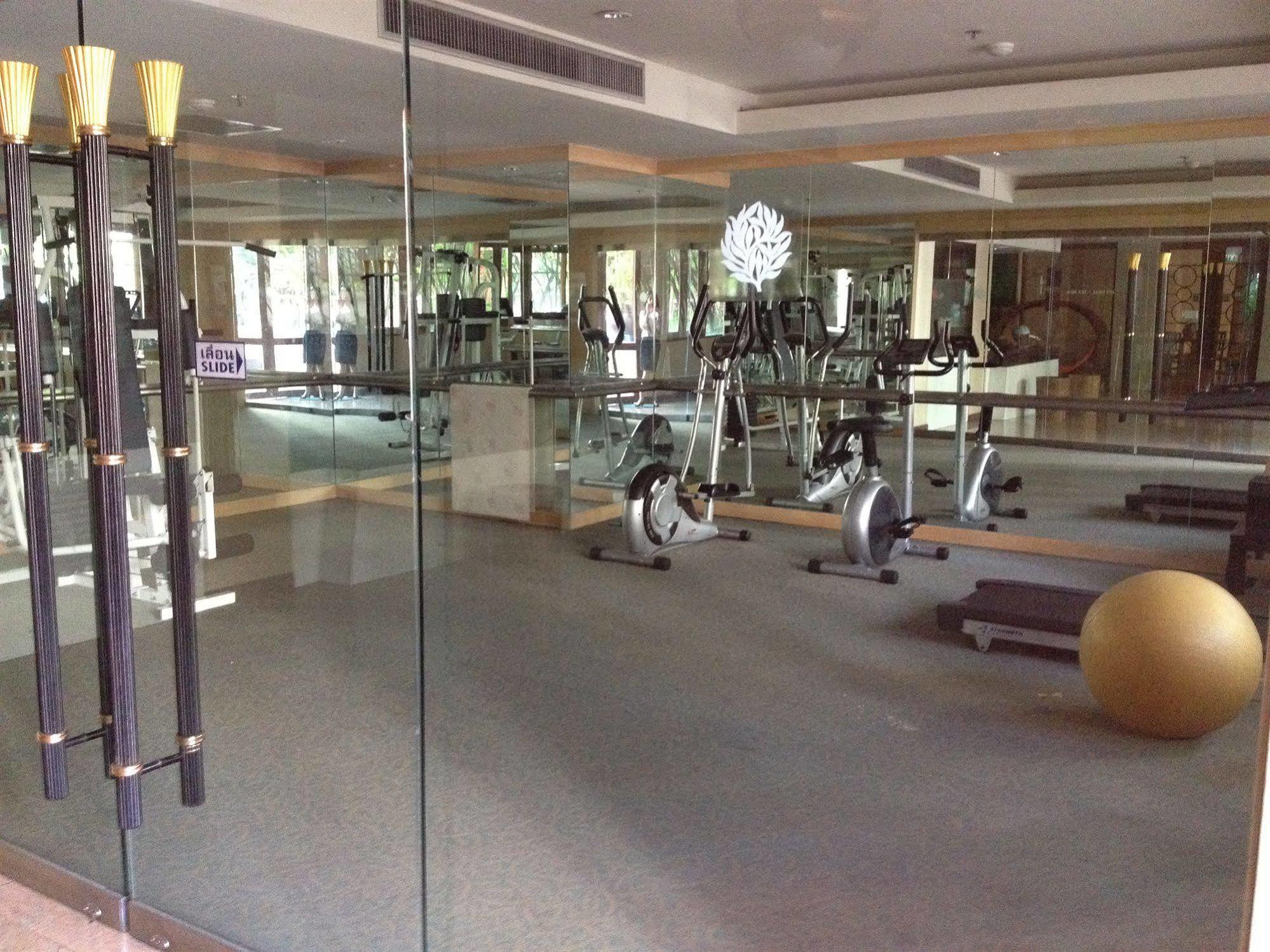 Gardengrove Suites 방콕 외부 사진