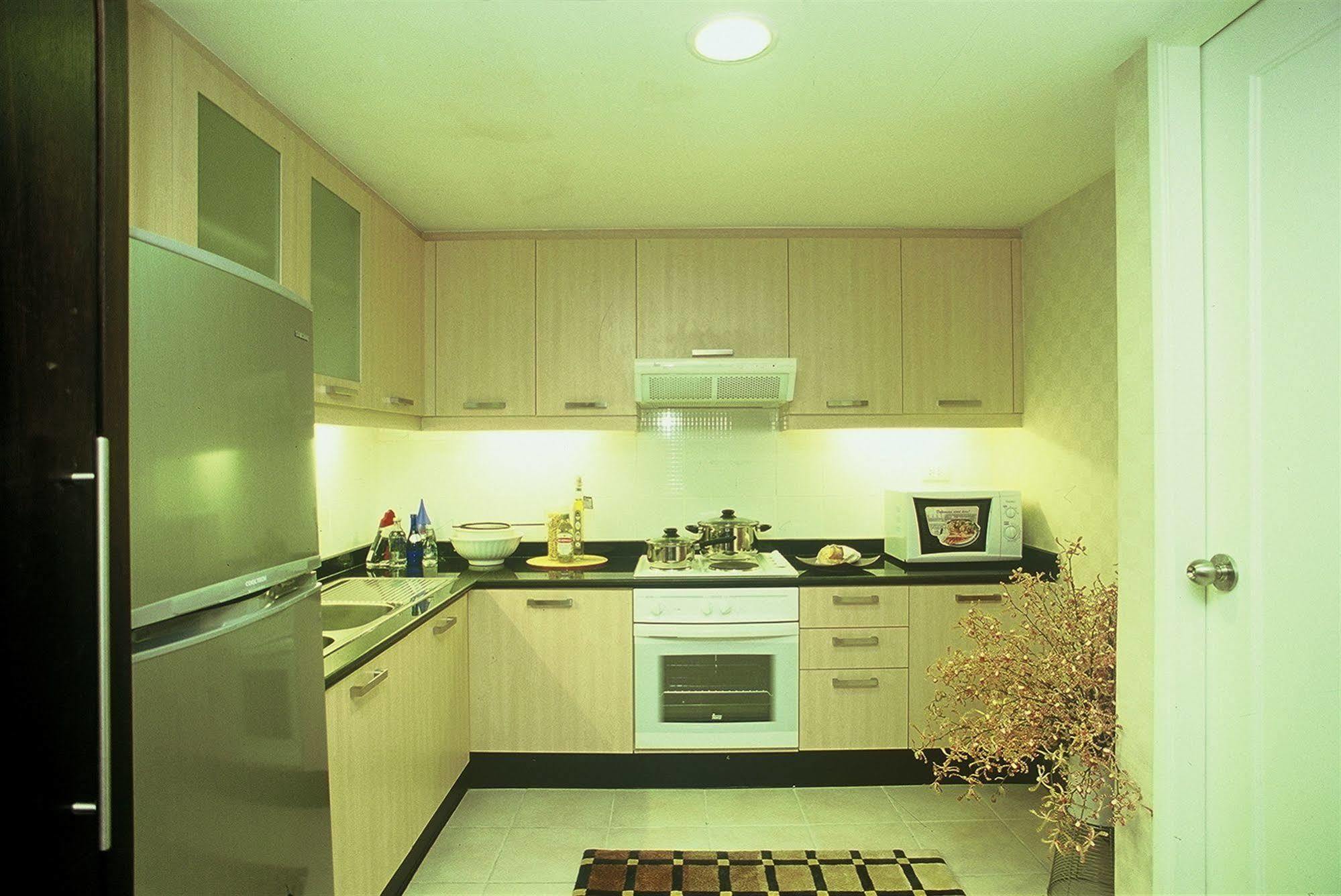 Gardengrove Suites 방콕 외부 사진