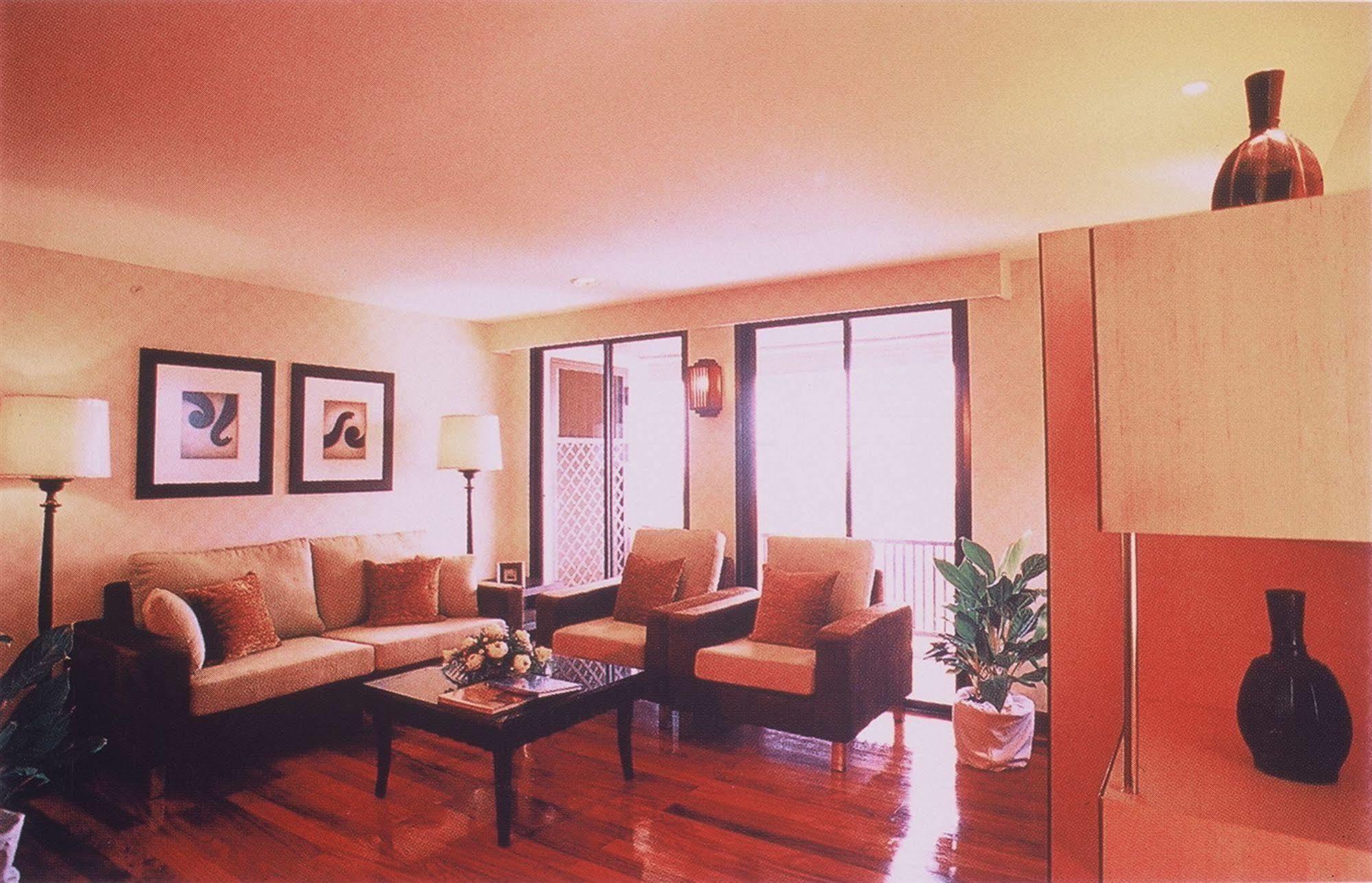 Gardengrove Suites 방콕 외부 사진